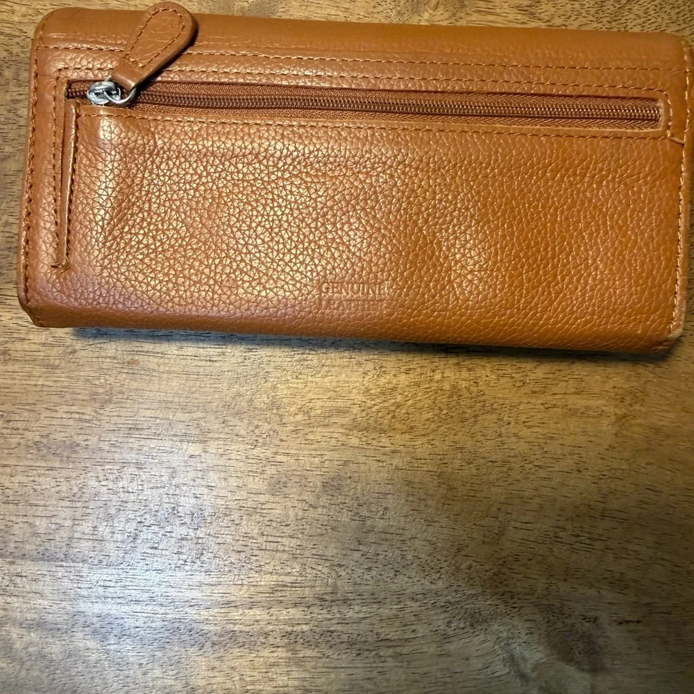 Giani Bernini Cognac Pebbled Leather Trifold Wallet